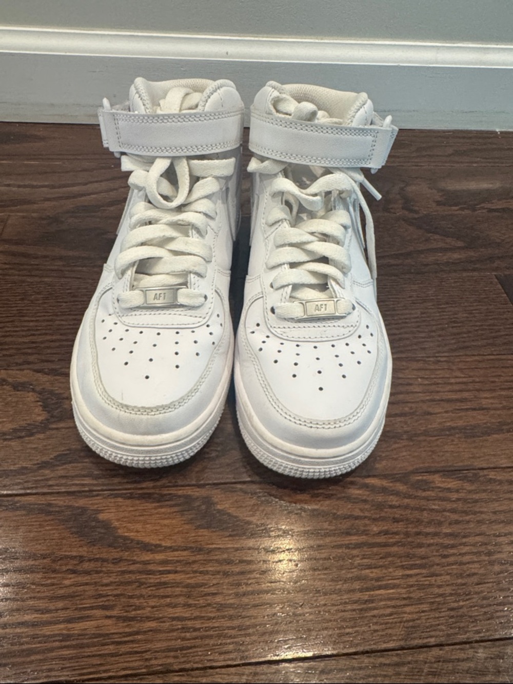 Nike Women’s high top Air Force ones size 6.5 All-White High Top Sneakers